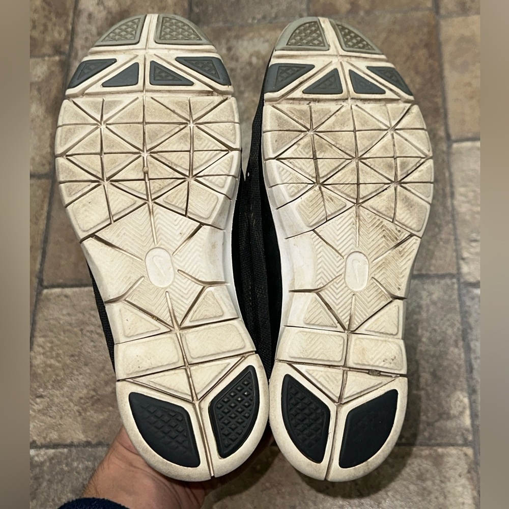 Nike Size 7.5 - Picture 5 of 7